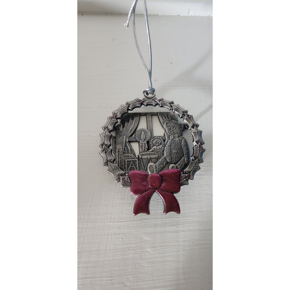 Vintage 1990's Gloria Duchin Pewter Christmas Wreath Ornament Toy Soldier Bear